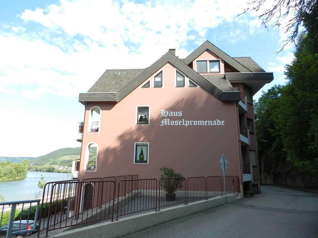 Ferienwohnung Lastro Cochem Ruang foto