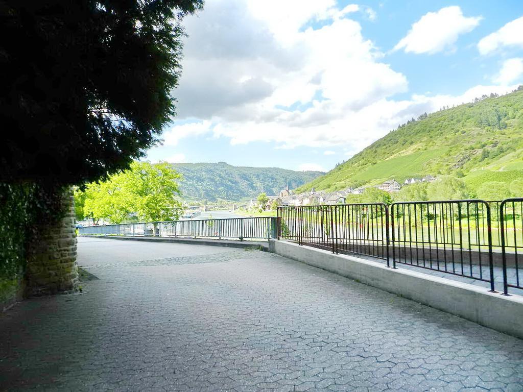 Ferienwohnung Lastro Cochem Bagian luar foto